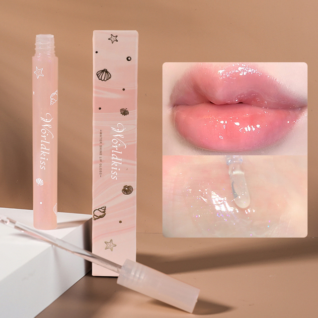 Hydrating Lipgloss Cosmetic for Beauty Makeup with Moisturizing Effect with Soft Texture